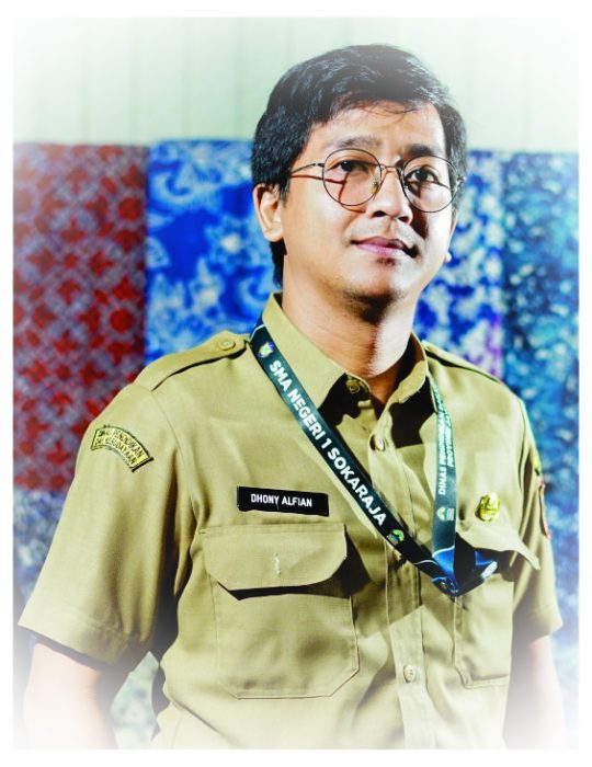 Dhoni Alfian, S.I.Pust.