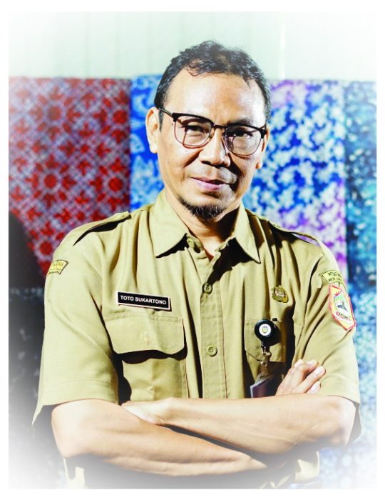 Drs. Toto Sukartono