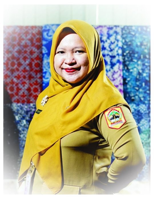 Vivi Indah Yuniar, S.Pd